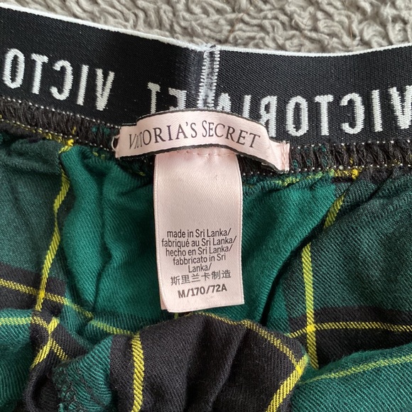 Victorias Secret medium plaid sleep short - Picture 3 of 3